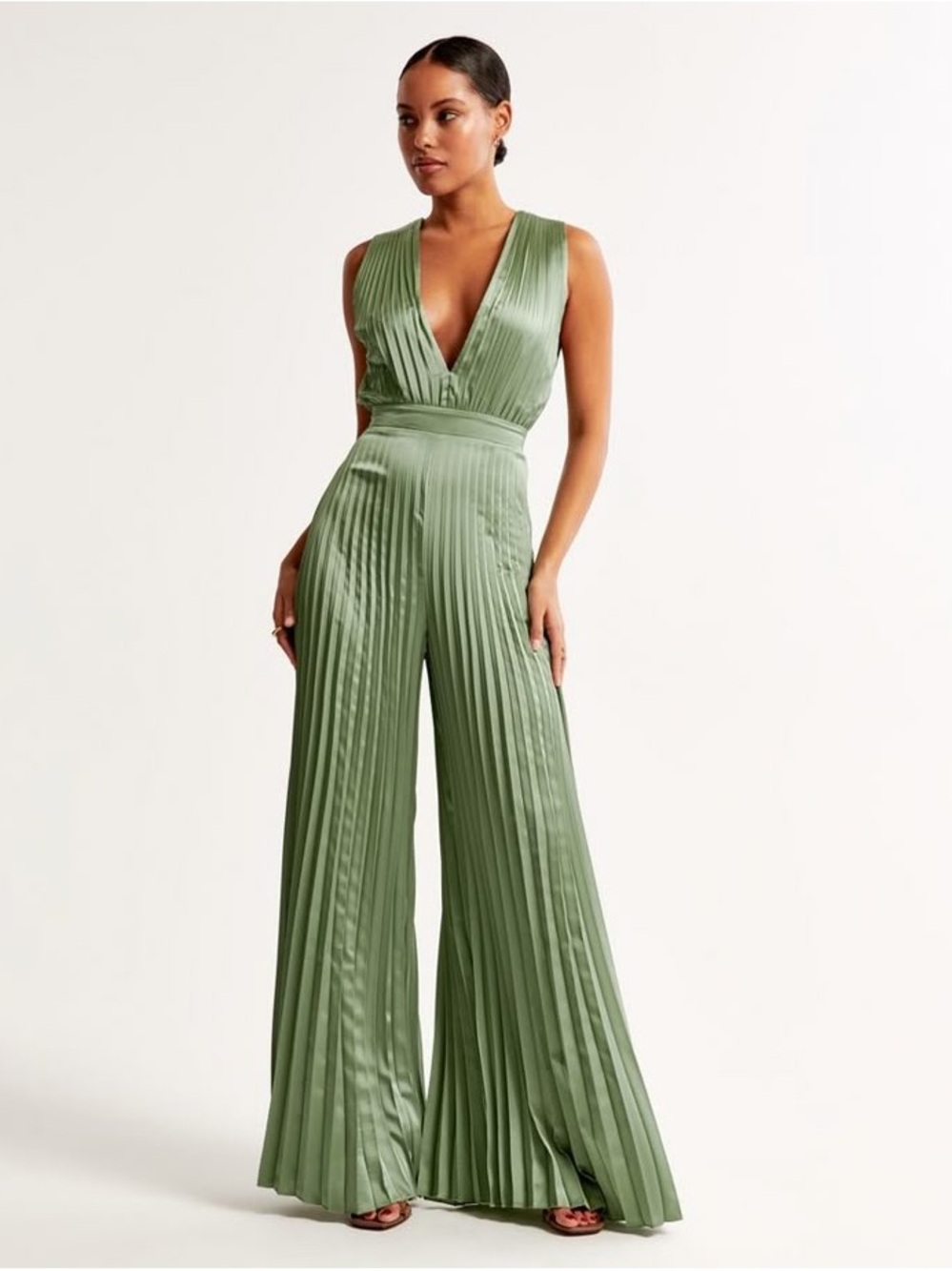 🌿 NWT Abercrombie & Fitch A&F Giselle Pleated Jumpsuit Sage Green XS Petite